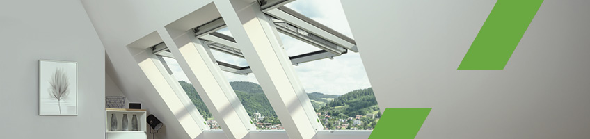 Fenêtre projection-rotation en PVC et alu RAL7016 – FAKRO